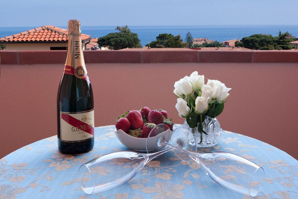 Swiss International Hotel Elba - Il Magnifico マルチャーナ・マリーナ エクステリア 写真